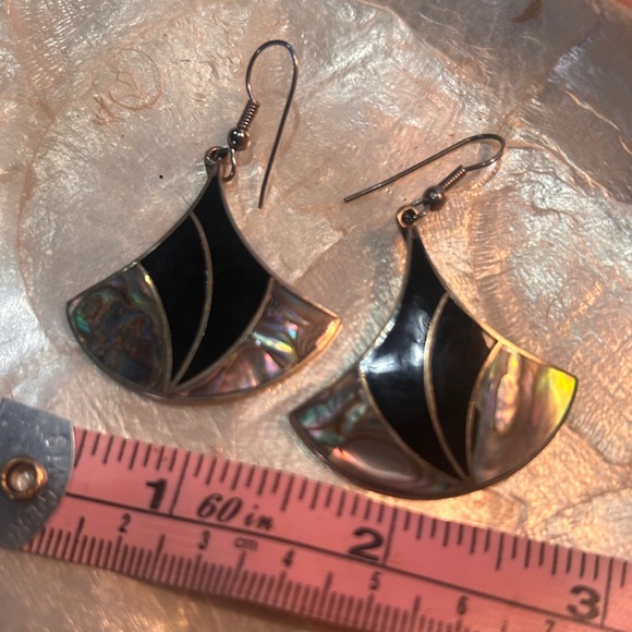 Vintage abalone and black enamel earrings - Picture 5 of 5